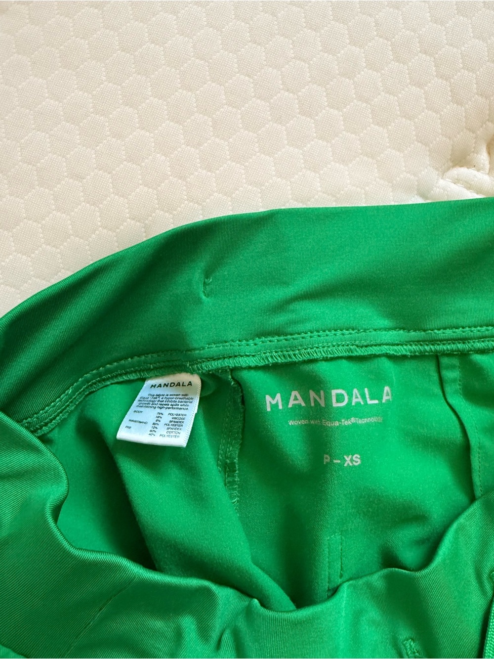 Green Women's Scrub Top and Jogger Set - Mandala size xs - Picture 4 of 6